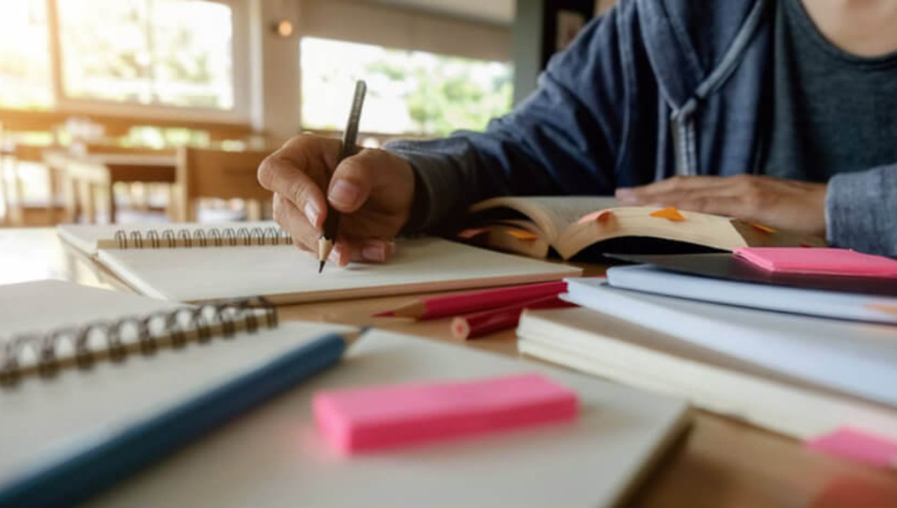 عمل الاسيمنتات باللغة الانجليزية