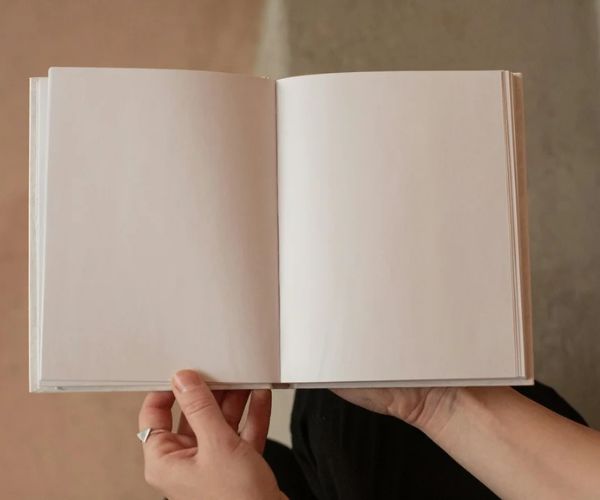 الفرق بين خطة البحث وتقرير البحث