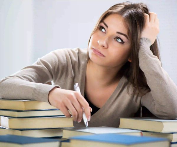 ترجمة الرسائل العلمية